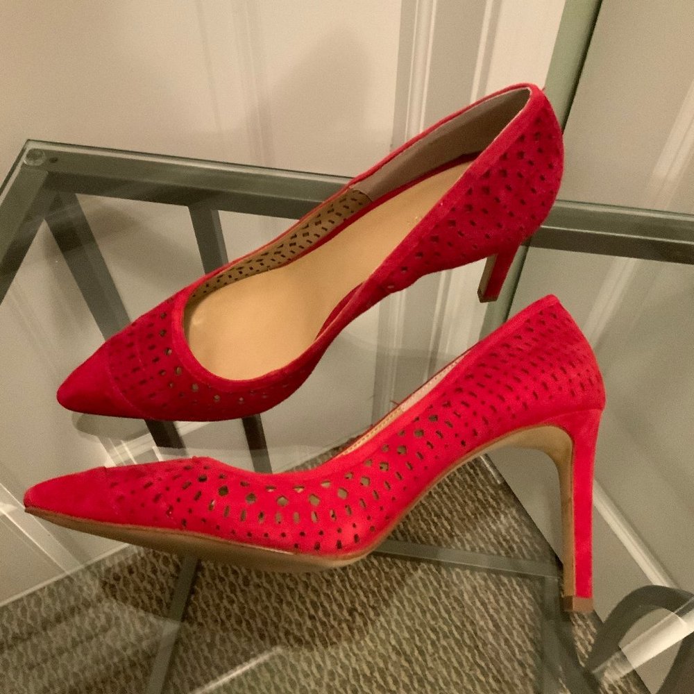 Ann Taylor Red Suede Cutout Pumps Size 9